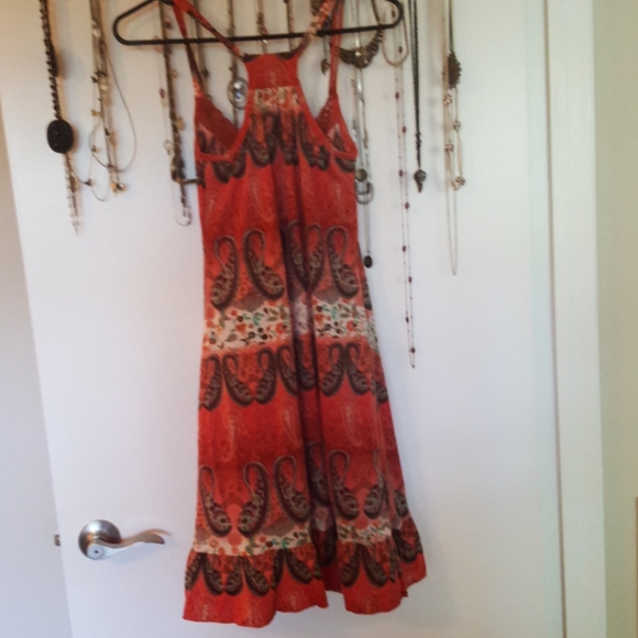 Dress - Picture 3 of 3